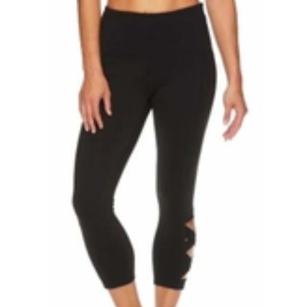 NWT Last One Size S - Picture 3 of 3